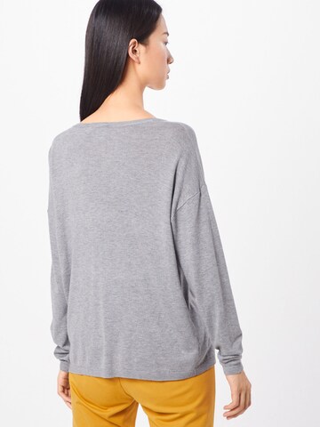 Pull-over 'Mafa' ICHI en gris : derrière