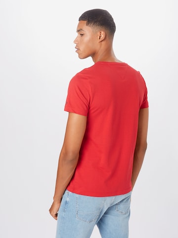 TOMMY HILFIGER Regular Fit T-Shirt in Rot