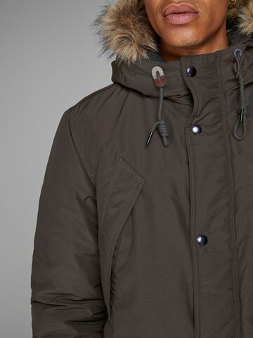 JACK & JONES Winterparka in Bruin