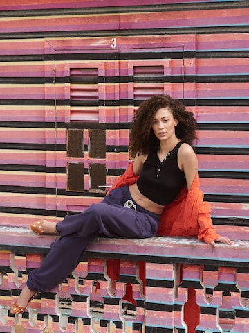 Colorful Between Season Look