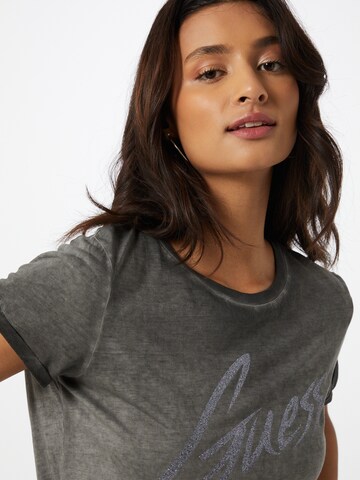 GUESS - Camiseta 'Ivonne' en negro