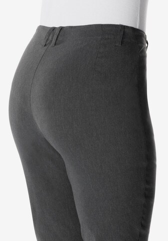 SHEEGO Slimfit Hose in Grau