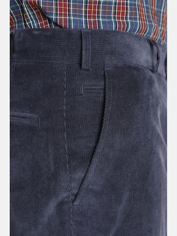 Charles Colby Loosefit Hose 'Earl Norton' in Blau