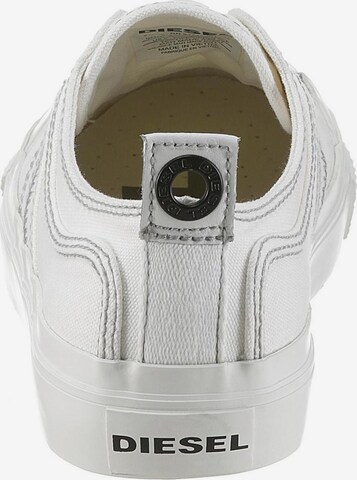 Sneaker bassa 'S-Astico' di DIESEL in bianco