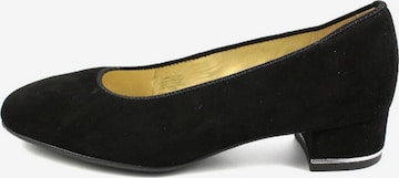 ARA Pumps in Schwarz