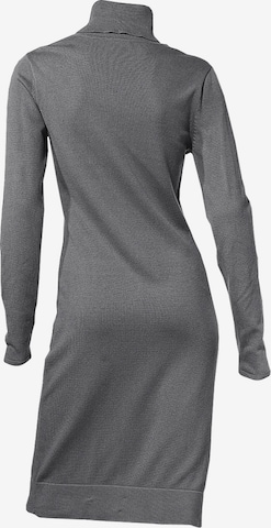 heine Strickkleid in Grau