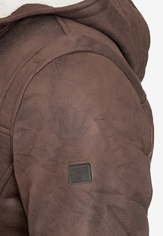 Manteau d’hiver 'Calshot' INDICODE JEANS en marron