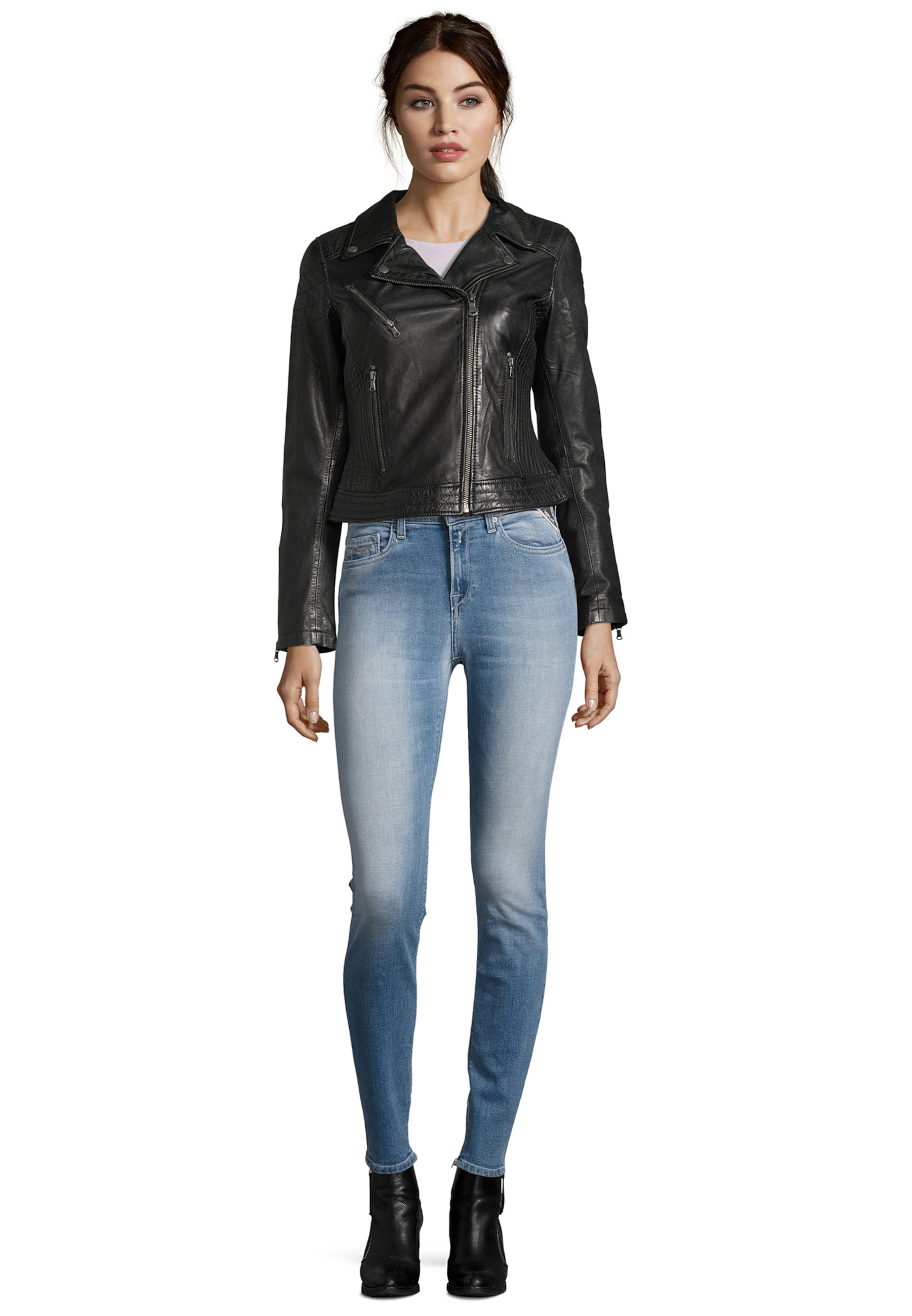 7ELEVEN Between-Season Jacket in Black: front