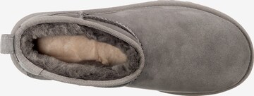 UGG Winterstiefelette in Grau