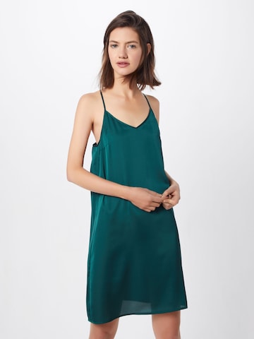 Robe 'Indra' ABOUT YOU en vert : devant