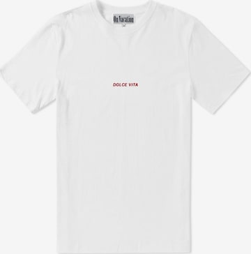 On Vacation Club Shirt in White: front