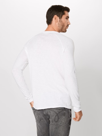 Coupe regular T-Shirt 'Sonoma' AMERICAN VINTAGE en blanc : derrière