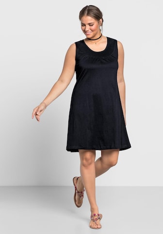 SHEEGO - Vestido en negro