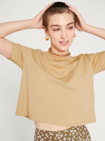 EDITED Shirt 'Jackie' in Beige: front