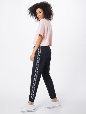 Nike Sportswear Regular Hose in Schwarz: Rückseite