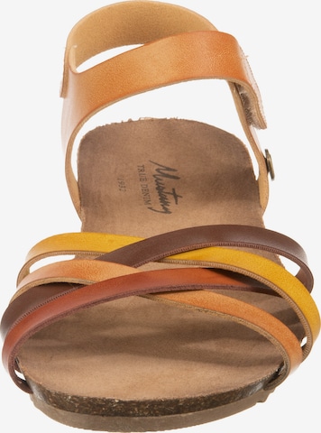 MUSTANG Sandały w kolorze brązowy