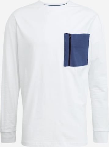 T-Shirt Urban Classics en blanc : devant