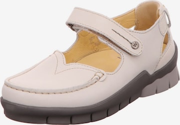 Wolky Classic Flats in White: front