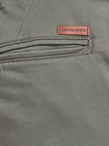 regular Pantaloni chino di JACK & JONES in verde
