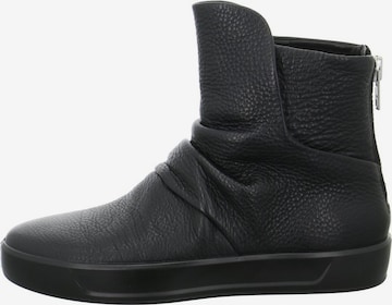 ECCO Ankle Boots in Black: front