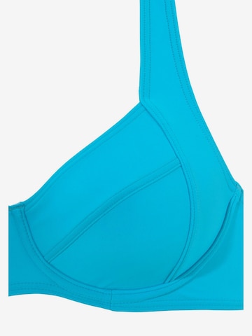 Sutien de tricou Costum de baie două piese de la LASCANA pe albastru