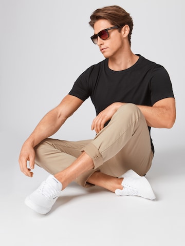 JACK & JONES Úzky strih Tričko - Čierna