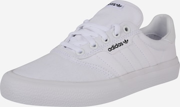 Baskets basses '3MC' ADIDAS ORIGINALS en blanc : devant