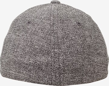 Flexfit Cap in Grey