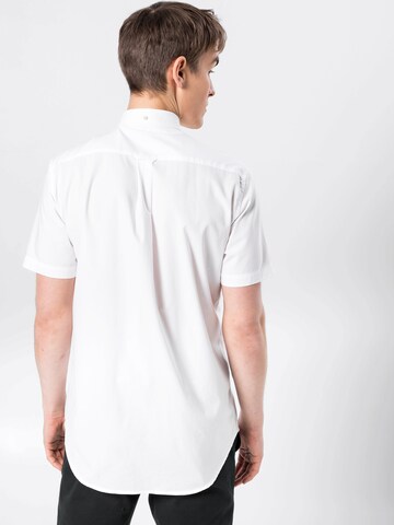 GANT Comfort fit Button Up Shirt in White: back