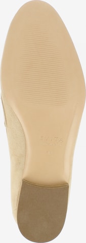 Chaussure basse 'Patty' EVITA en beige