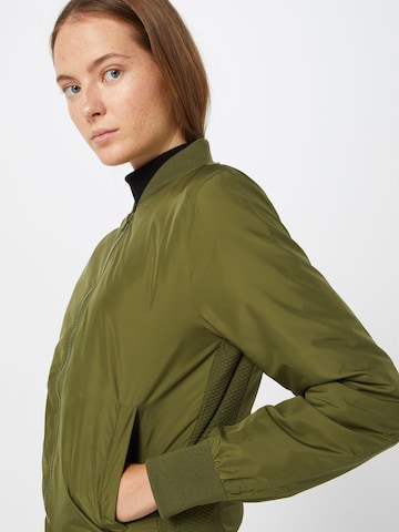 Urban Classics Between-Season Jacket in Green