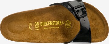 BIRKENSTOCK Pantofle – černá