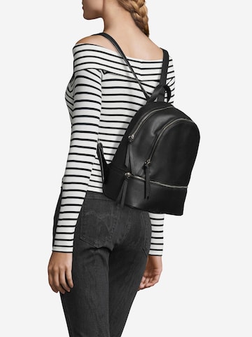 ABOUT YOU Backpack 'Ina' in Black: front