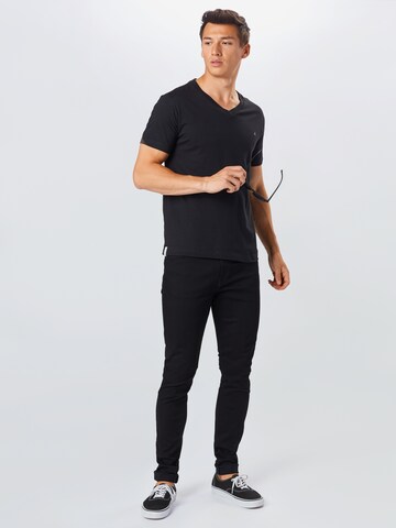 REPLAY Regular fit T-shirt i svart