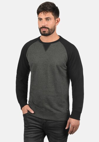 Sweat-shirt 'Aari' BLEND en gris : devant