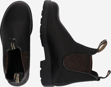 Ghete chelsea de la Blundstone pe negru: lateral