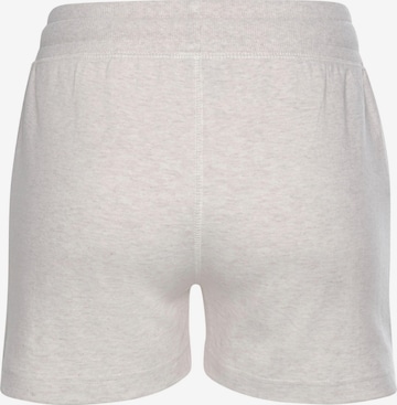 BENCH Regular Loungeshorts in Beige