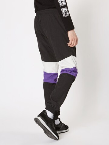 Urban Classics Tapered Broek in Zwart: terug