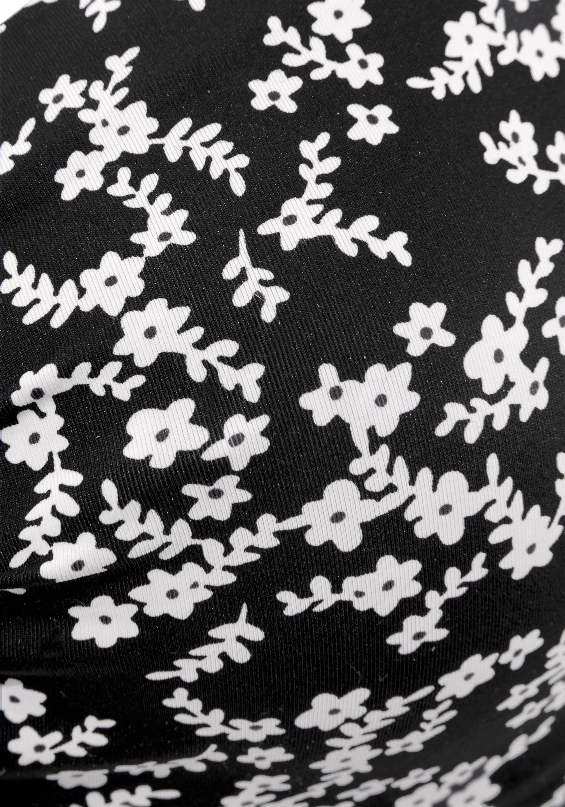 LASCANA T-shirt Bikini Top 'Meadow' in Black