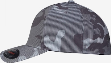 Casquette 'Camo Stripe' Flexfit en mélange de couleurs