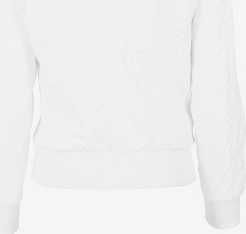 Veste mi-saison Urban Classics en blanc