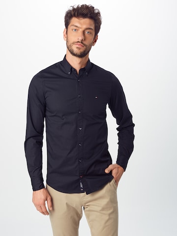 TOMMY HILFIGER Slim fit Srajca | črna barva: sprednja stran