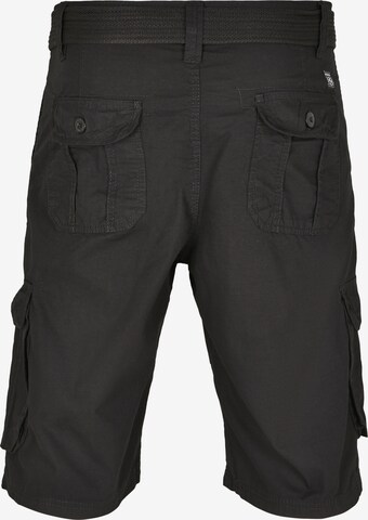 SOUTHPOLE Regular Shorts in Schwarz