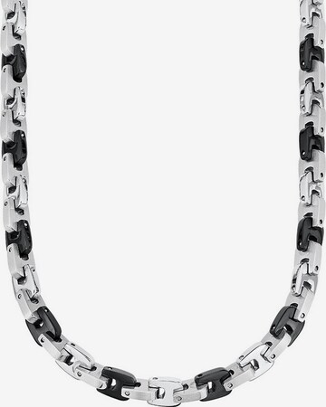 s.Oliver Necklace in Silver: front