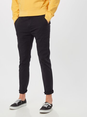 LEVI'S ® Slim fit Chino trousers 'XX Chino Slim II' in Black: front