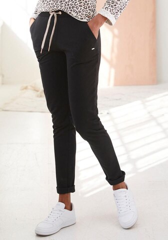 LASCANA Tapered Broek in Zwart: voorkant