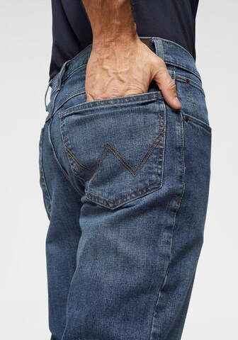 WRANGLER Regular Jeans 'Authentic Straight' in Blue