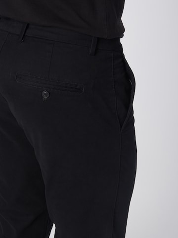 GAP Slimfit Chino hlače 'Essential' | črna barva