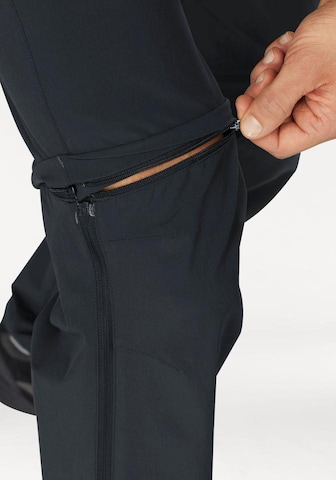 VAUDE Regular Outdoor Pants 'Farley' in Black