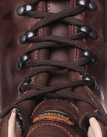 MEINDL Boots 'Stowe GTX' in Brown